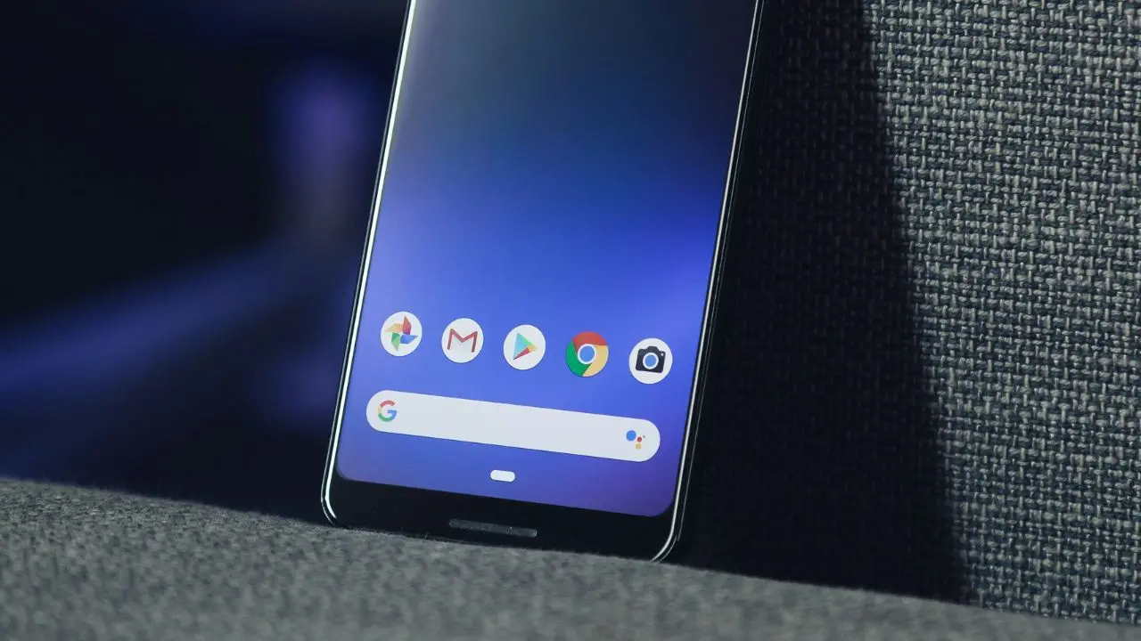 Google’s Android Chief Targets iPhone Users with Enhanced User Experience Strategy