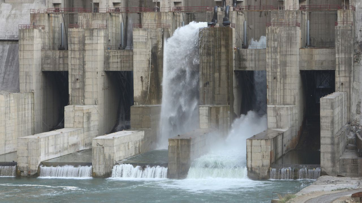 India Cuts Chenab River Flow, Sparking Water Crisis in Pakistan Amid Rising Tensions