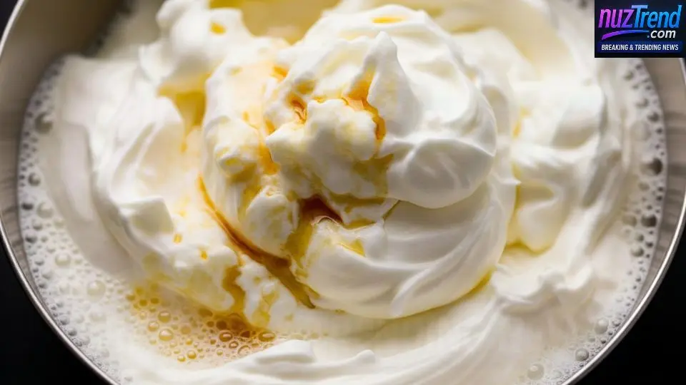 Folding in vanilla extract