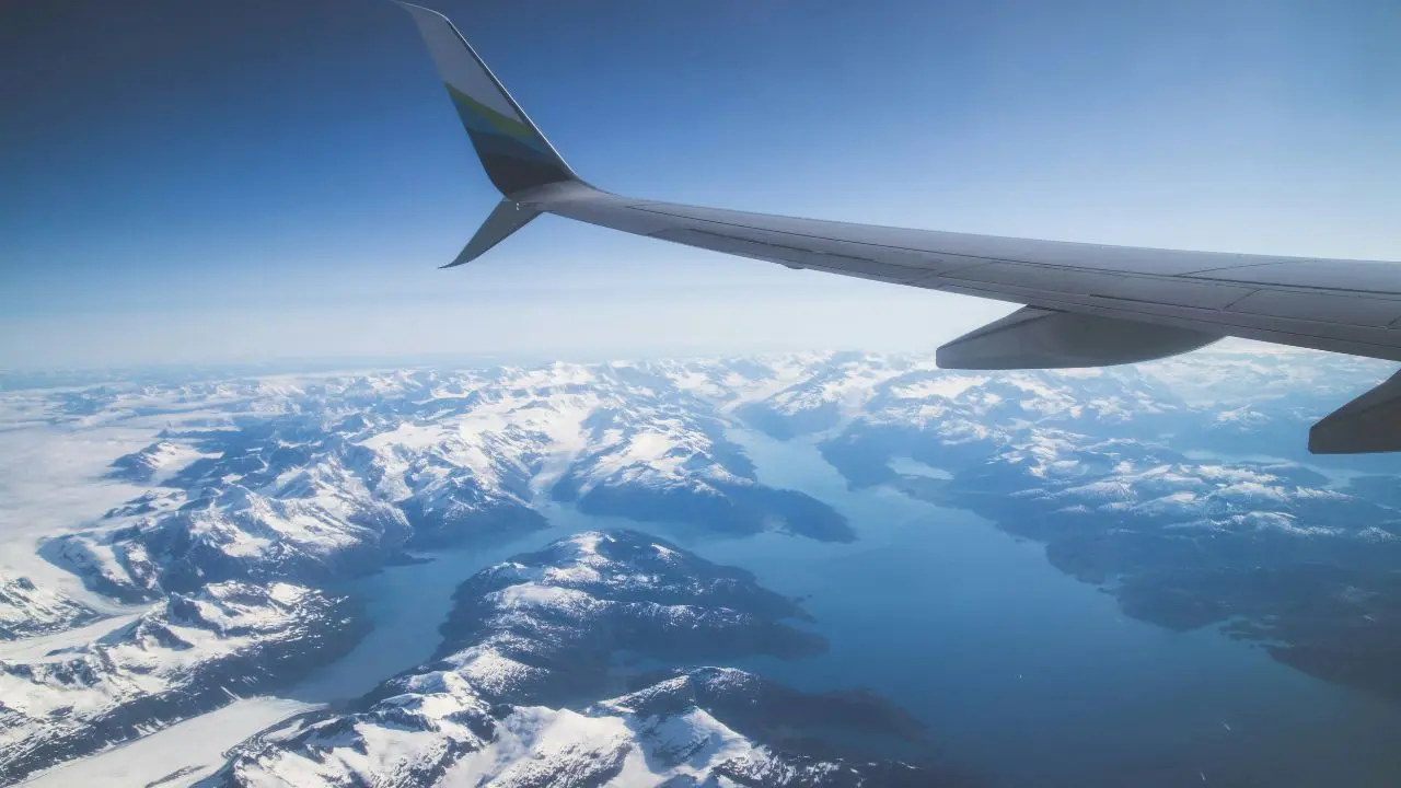 Direct Flights From the US to Greenland Boost Tourism Opportunities in 2025
