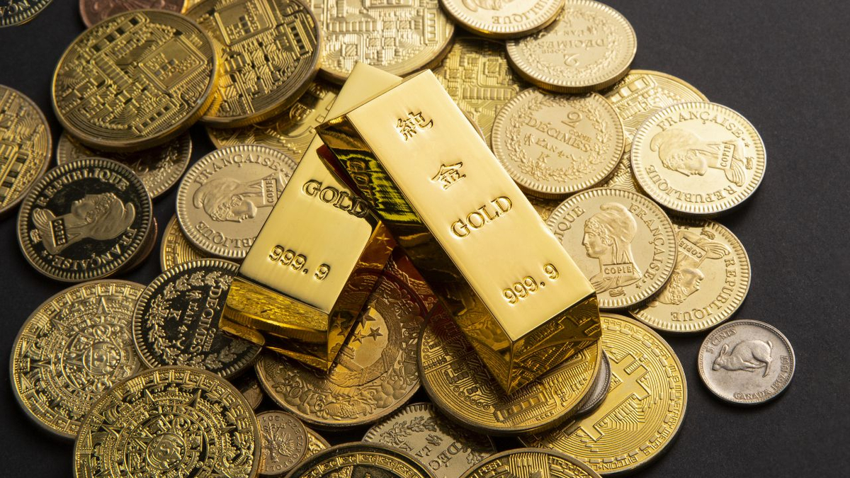 Gold Prices Hit Historic Peak While Asian Markets Bleed on Tariff Uncertainty