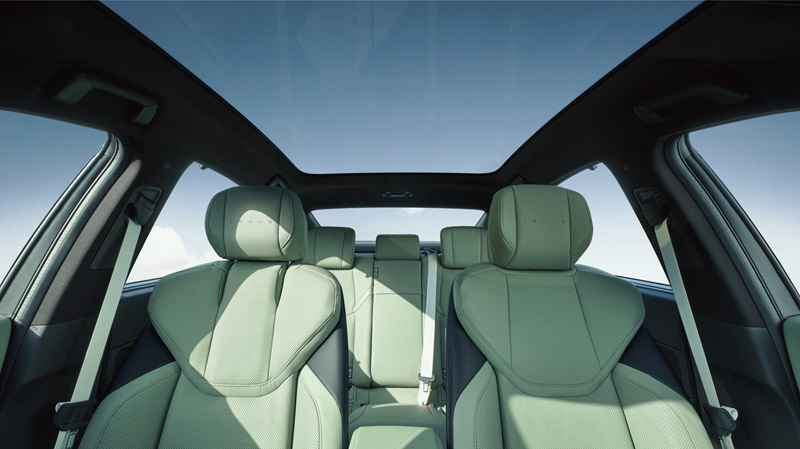 Lexus ES Seats