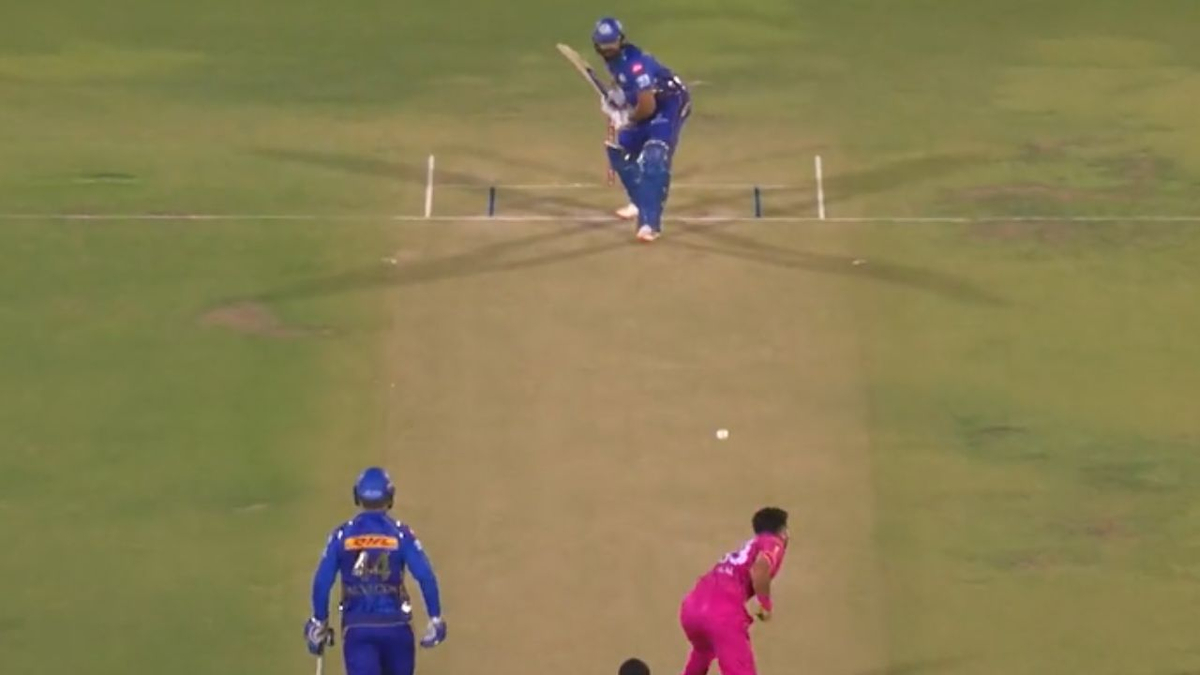 Mumbai Indians Crush Rajasthan Royals by 100 Runs to Top IPL 2025 Table – May 1, 2025