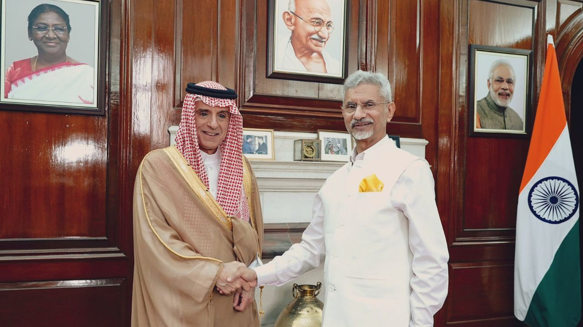Saudi Diplomat Makes Surprise Delhi Visit as India-Pakistan Tensions Rise
