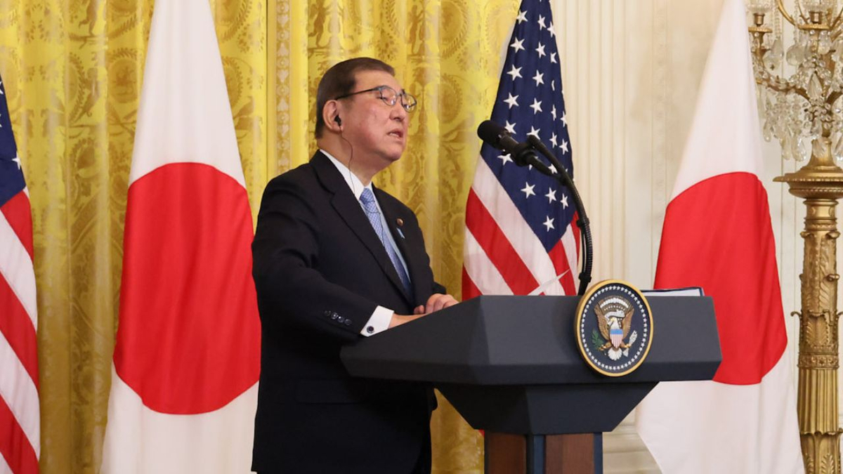 Japan's PM Ishiba Urges U.S. to Eliminate Auto Tariffs Amid Rising Trade Tensions