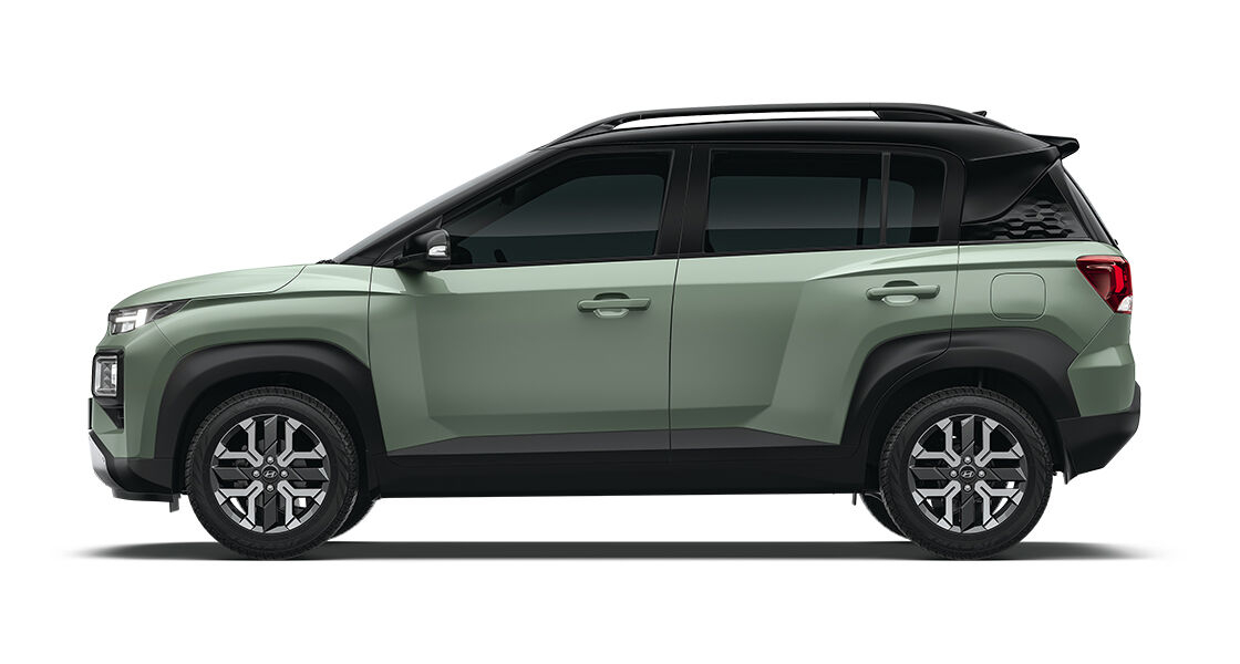 Side view of Hyundai Exter 2025