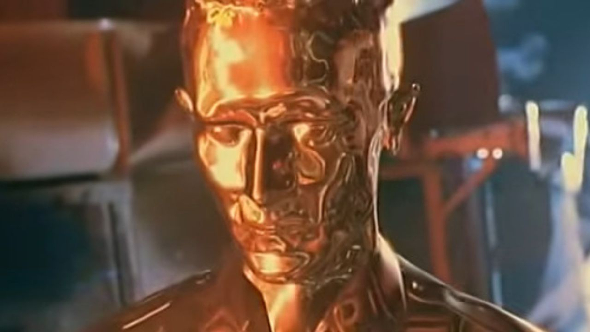 T-1000 transforming in liquid metal form in Terminator 2