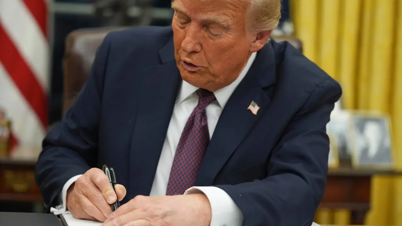Trump Signs GENIUS Act: A New Era for U.S. Stablecoin Regulation